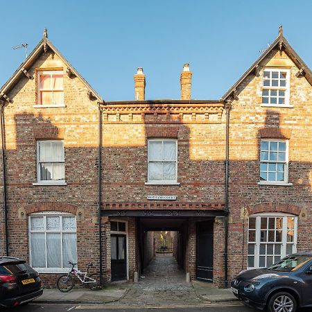 The Old Coach House Appartement York Buitenkant foto